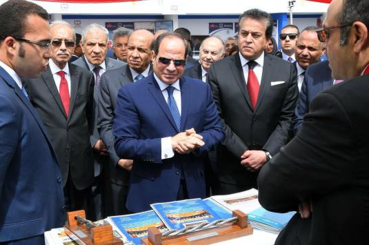 AUC's projects-.jpg Alaa-Eldin Adris and Mohamed Abdelmoez presenting AUC's projects to Egyptian President Abdel Fattah El Sisi and other high-ranking government officials, photo courtesy of Egyptian presidency spokesperson