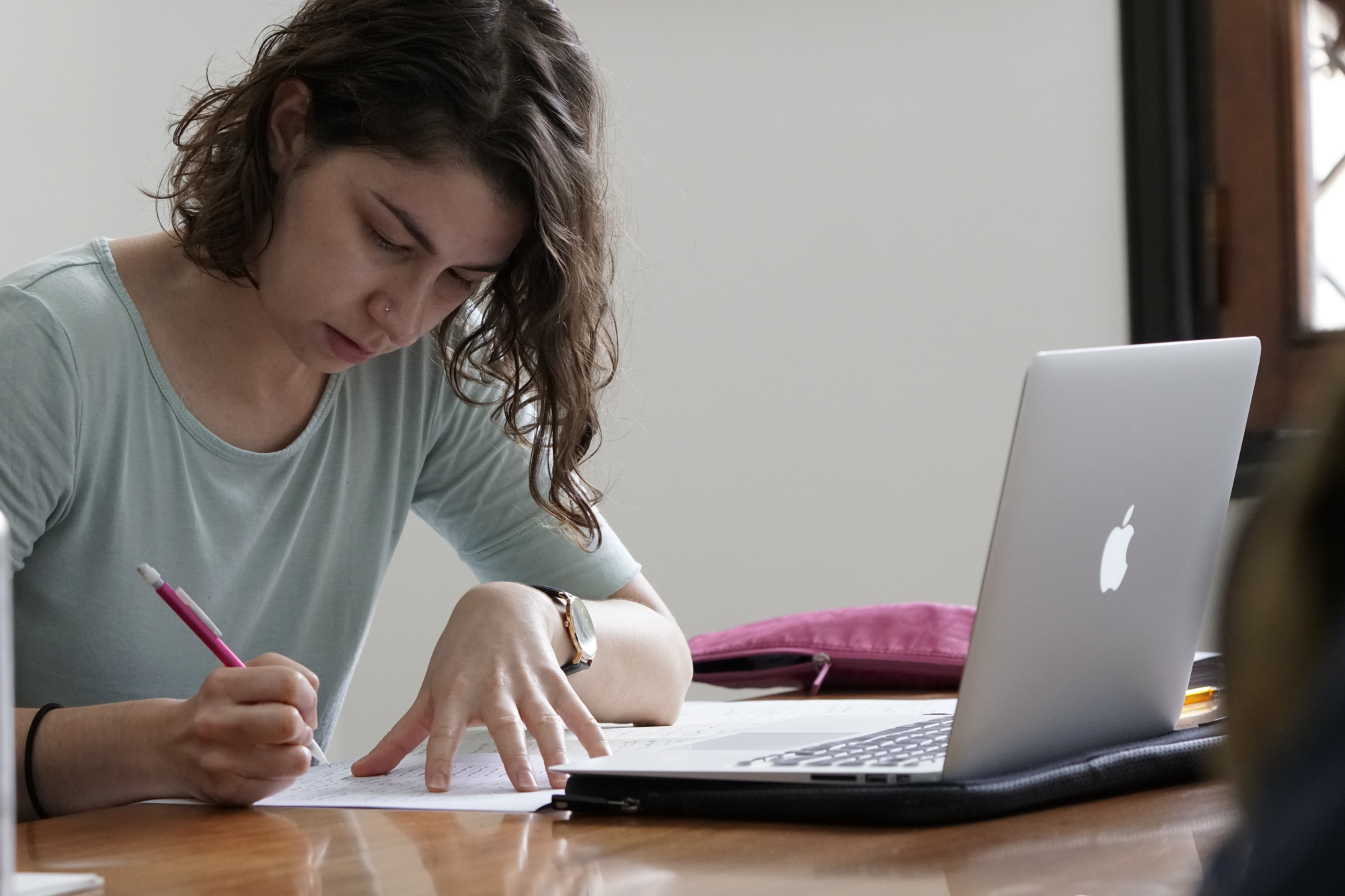 AUC Student Studying 