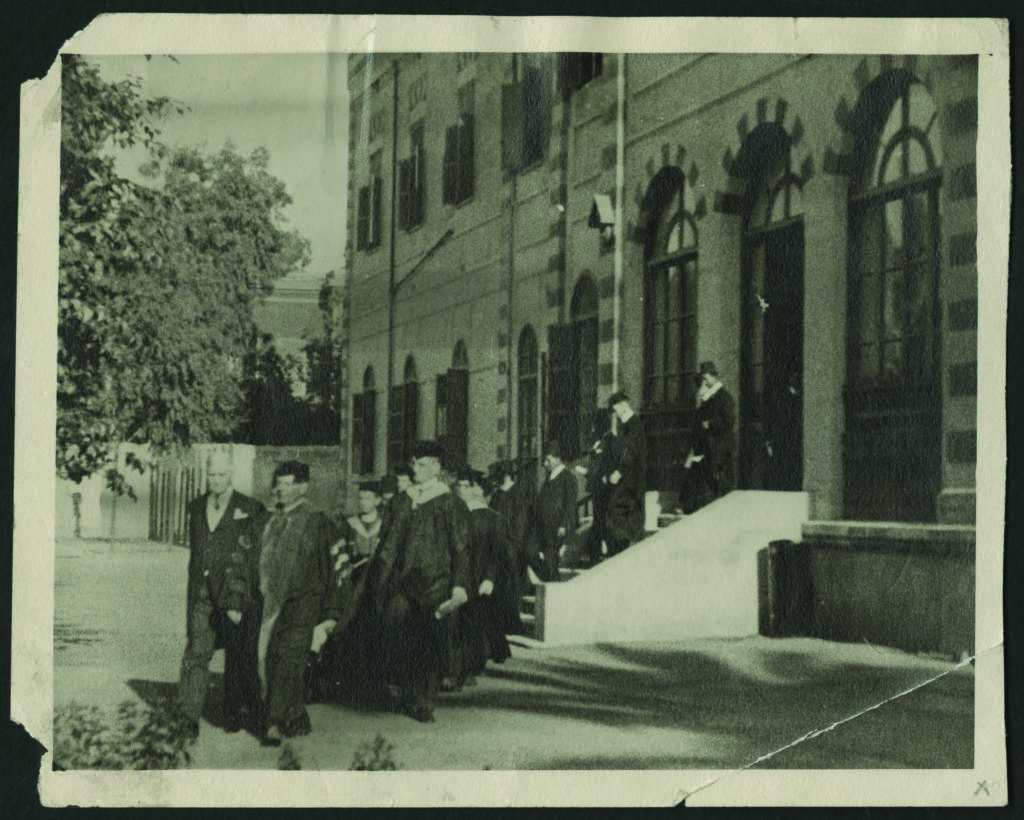 cent/first commencement - 1923