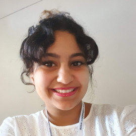 Face of a smiling girl