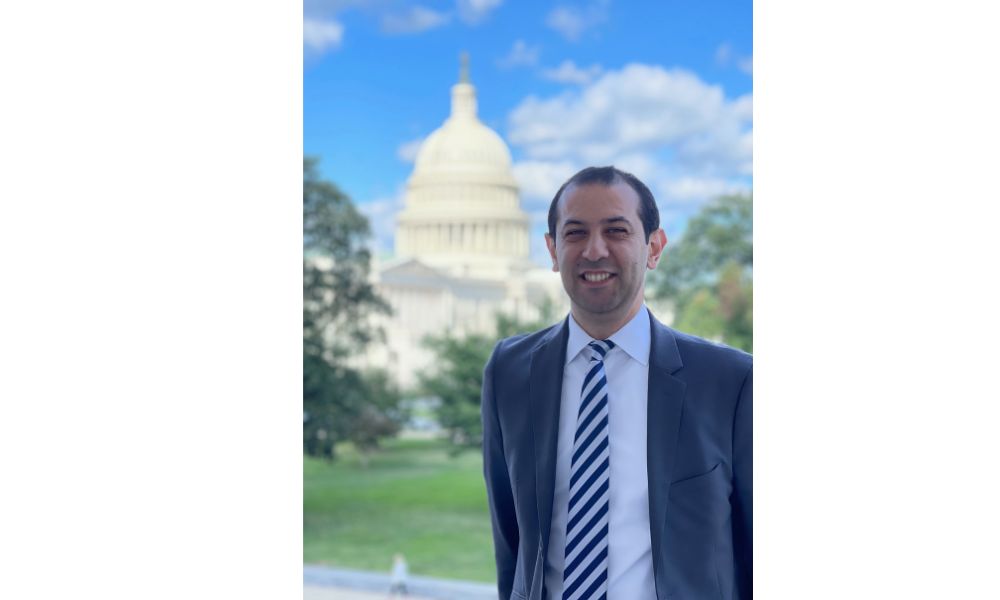 Mena Hanna standing in front of US Capitol Building