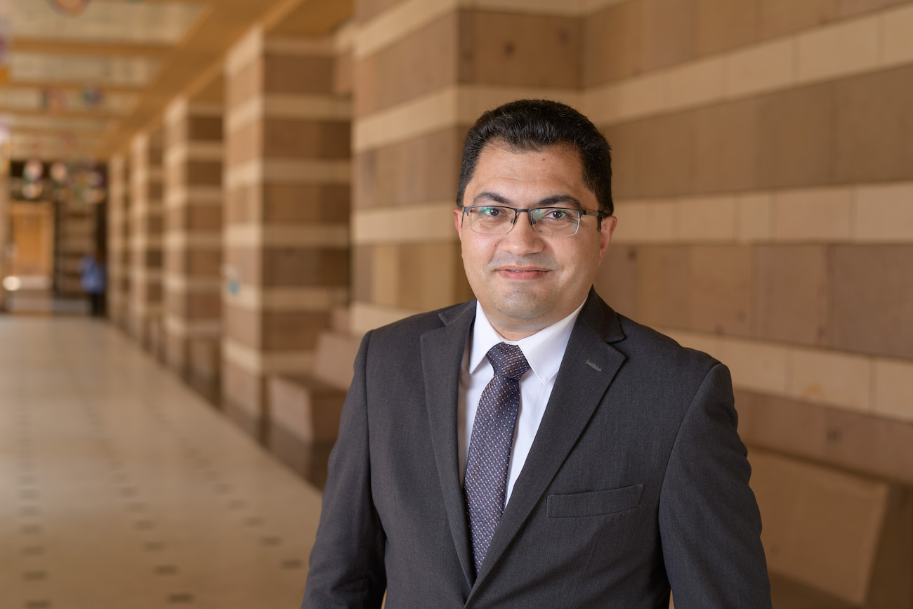 Headshot of Seif Eldawlatly, Associate Professor, Department of Computer Science and Engineering