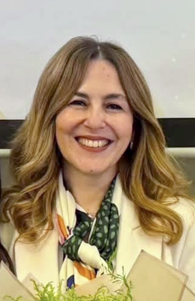 Headshot of a woman smiling