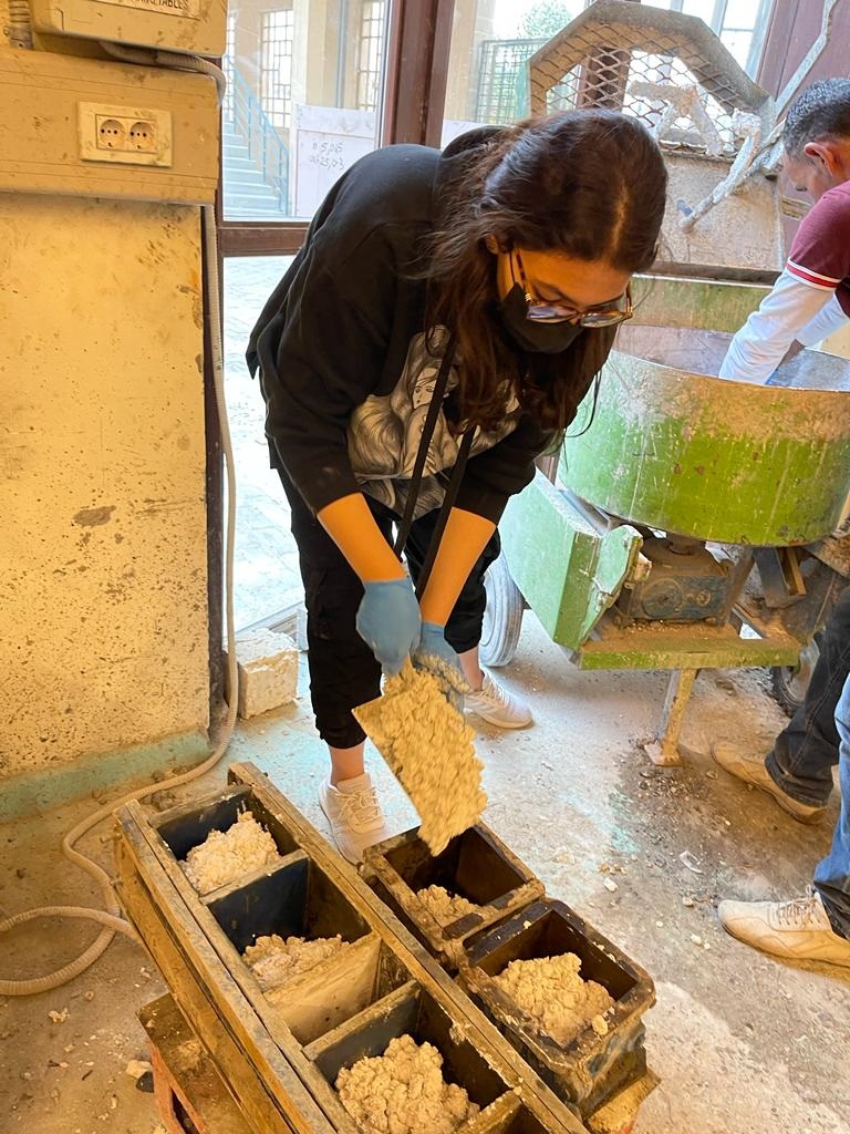 AUC student develops self-luminous concrete