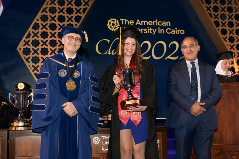 Salma receives award