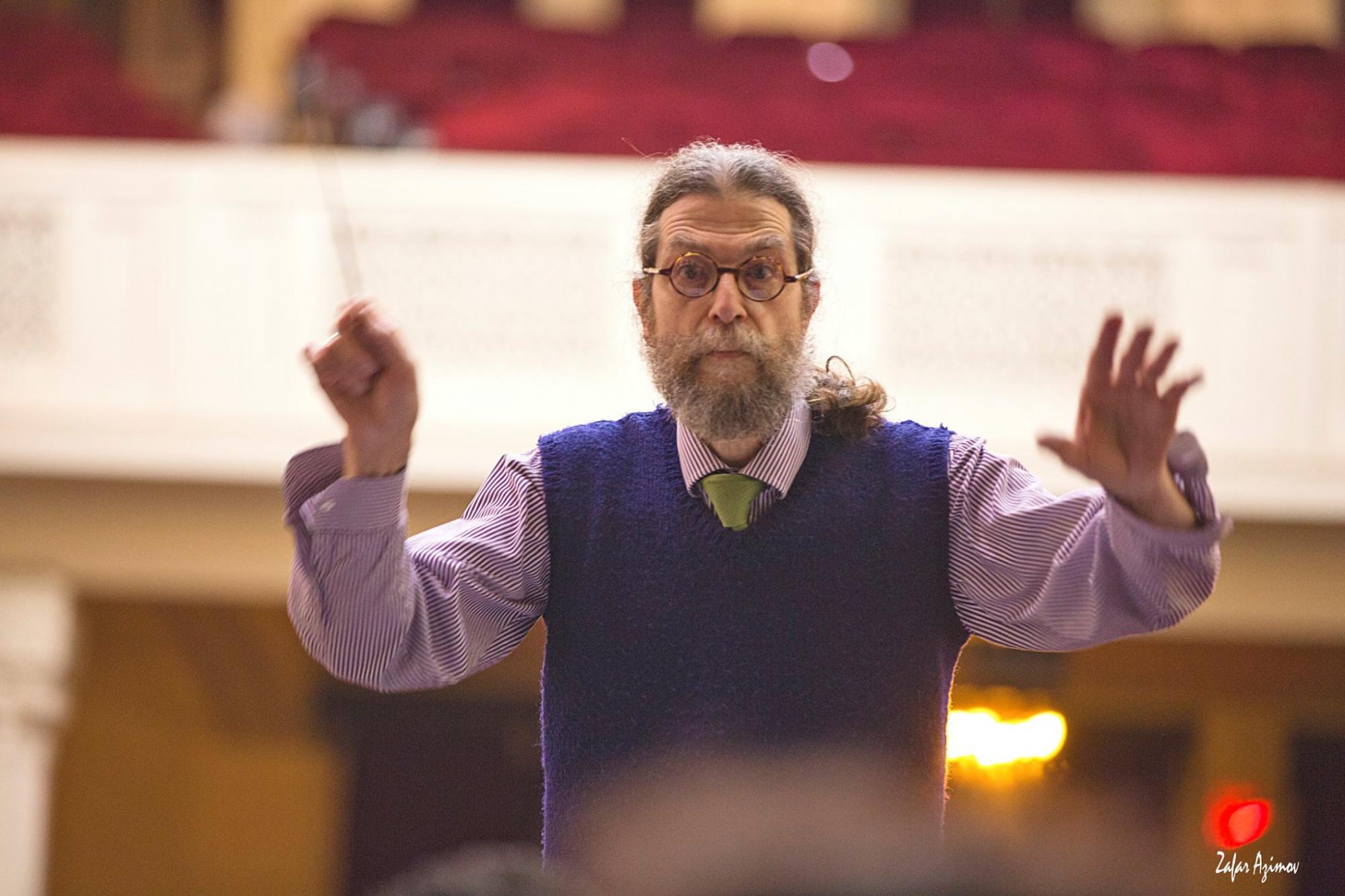 jb_conducting.jpg