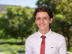 Headshot of Mohamed El Ezo student in TLU program at AUC