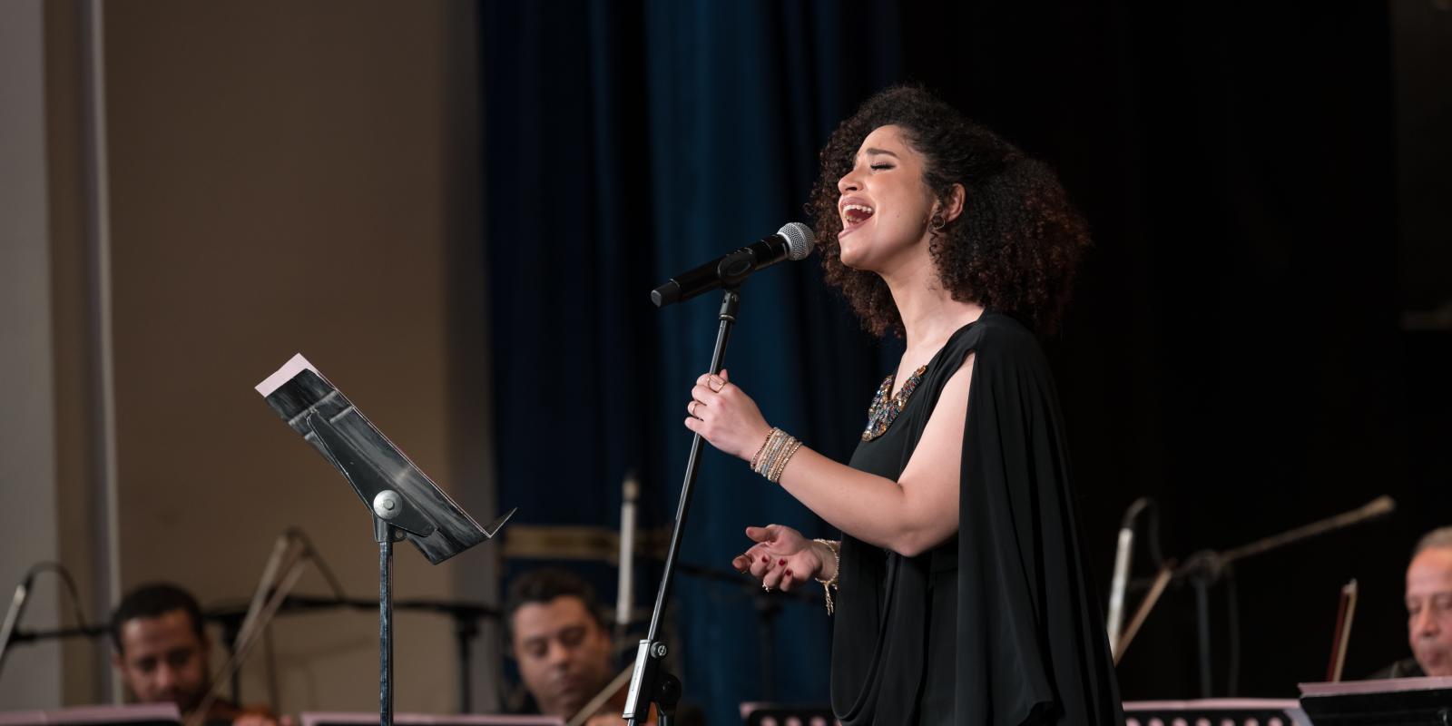 Nesma Mahgoub's Live Performance