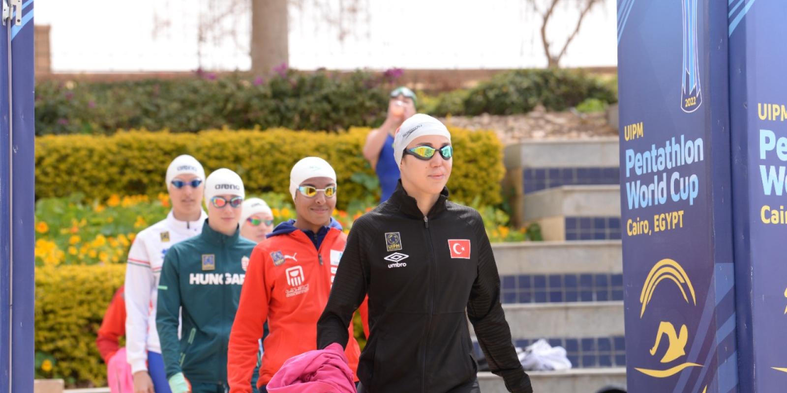 Swimmers lining up for the race