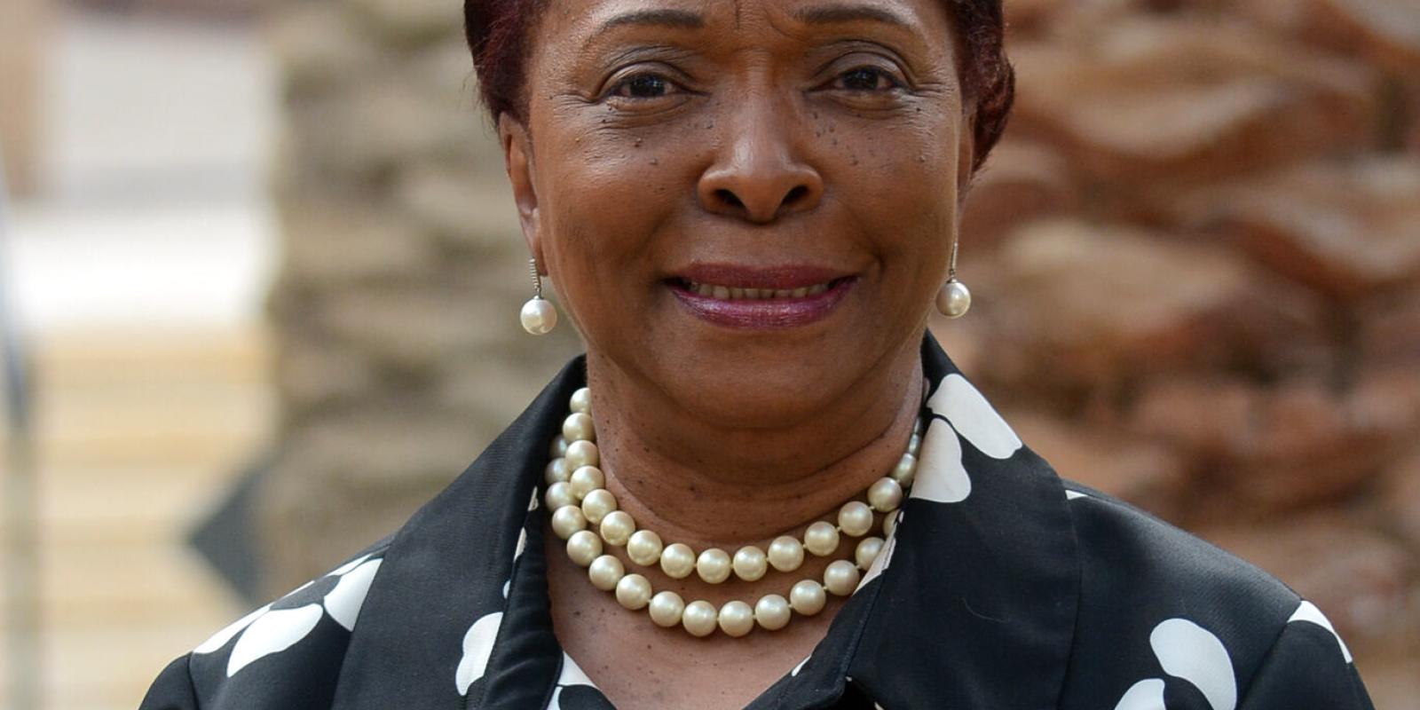 headshot of a woman smiling