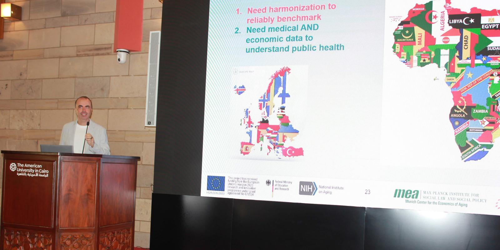 Professor Mohamed Salama addressing the APCC steering committee meeting 