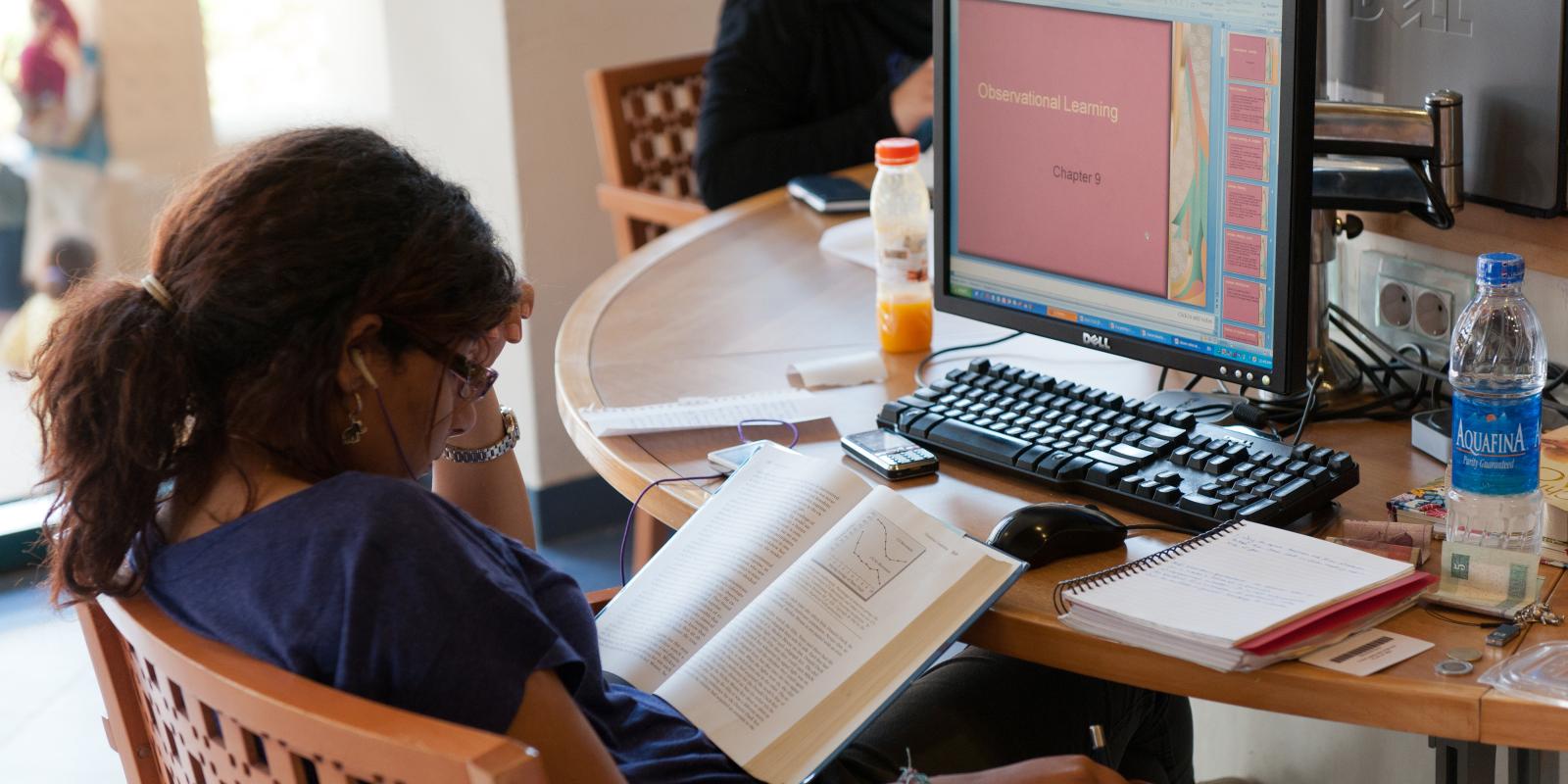Student_studying