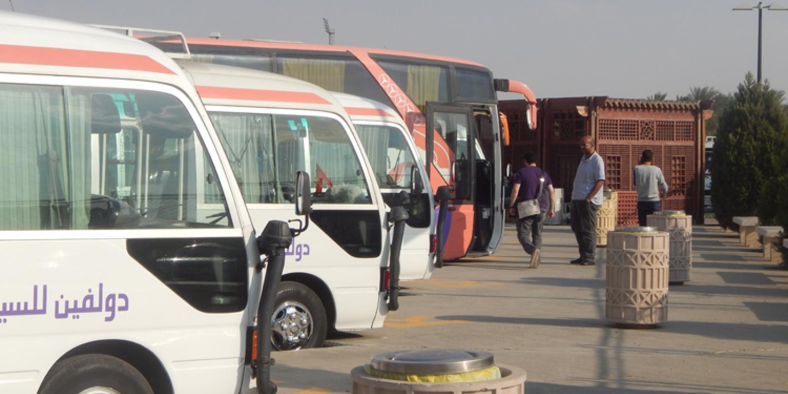 auc-buses