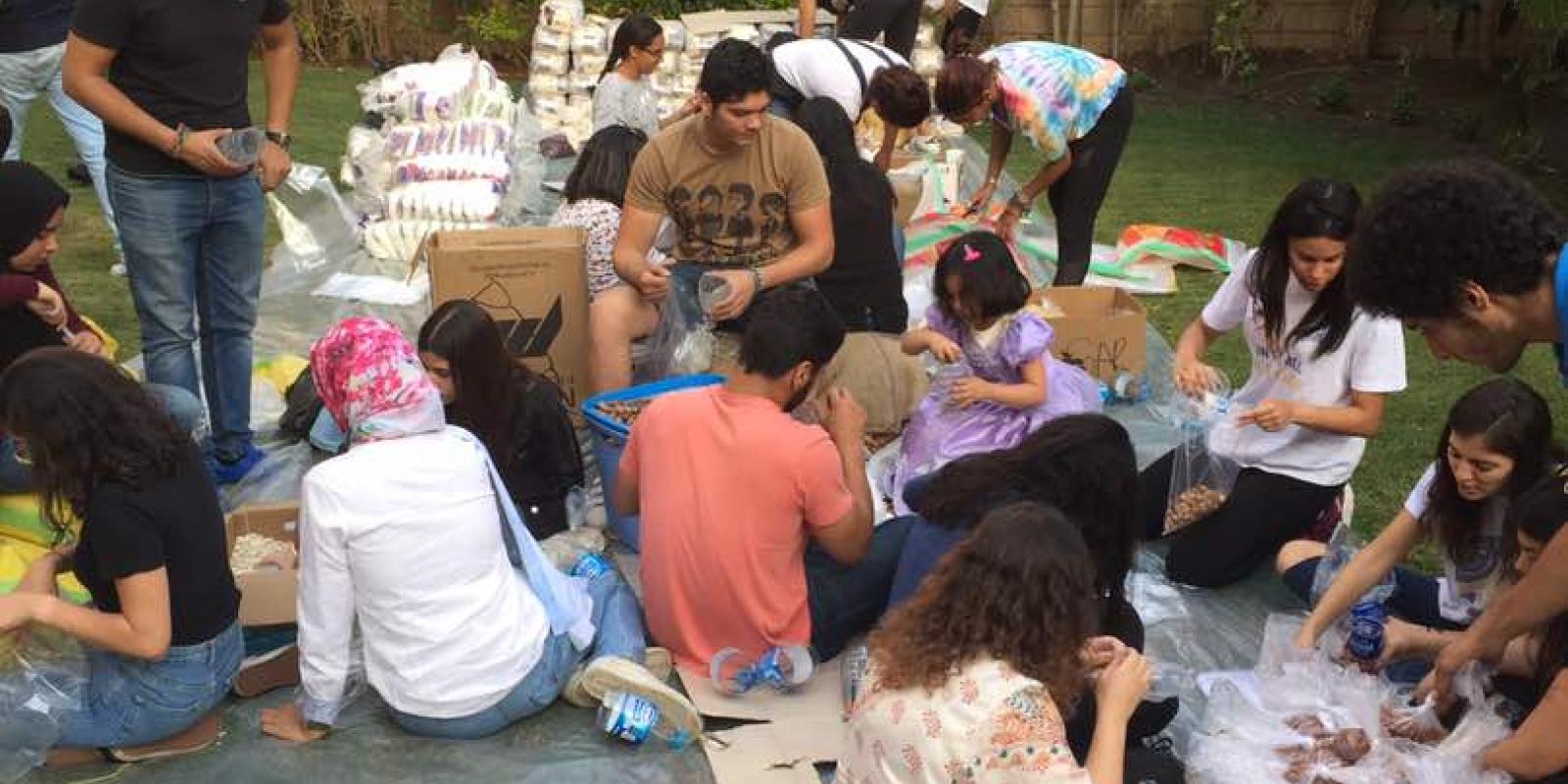 Mashrou3kheir packed and distributed two-hundred Ramadan bags around Fayoum.
