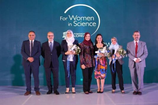 AUC PhD Student Wins L'OREAL-UNESCO For Women in Science Award