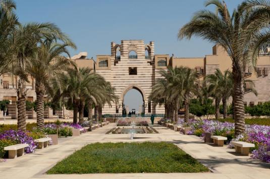 auc