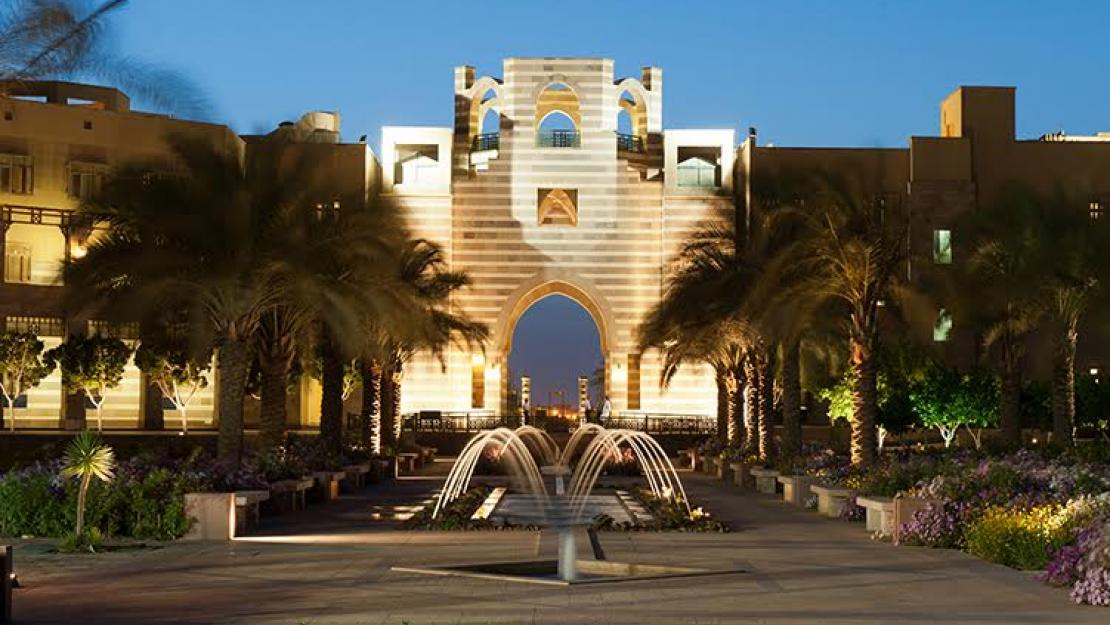 AUC Trustees Weeklong Campus Visit | The American University in Cairo