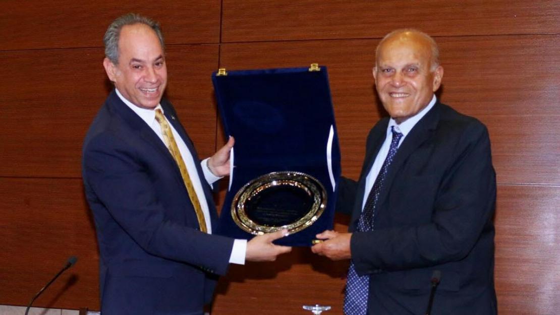 أسامة شوقي يكشف كواليس علاقته بمجدي يعقوب