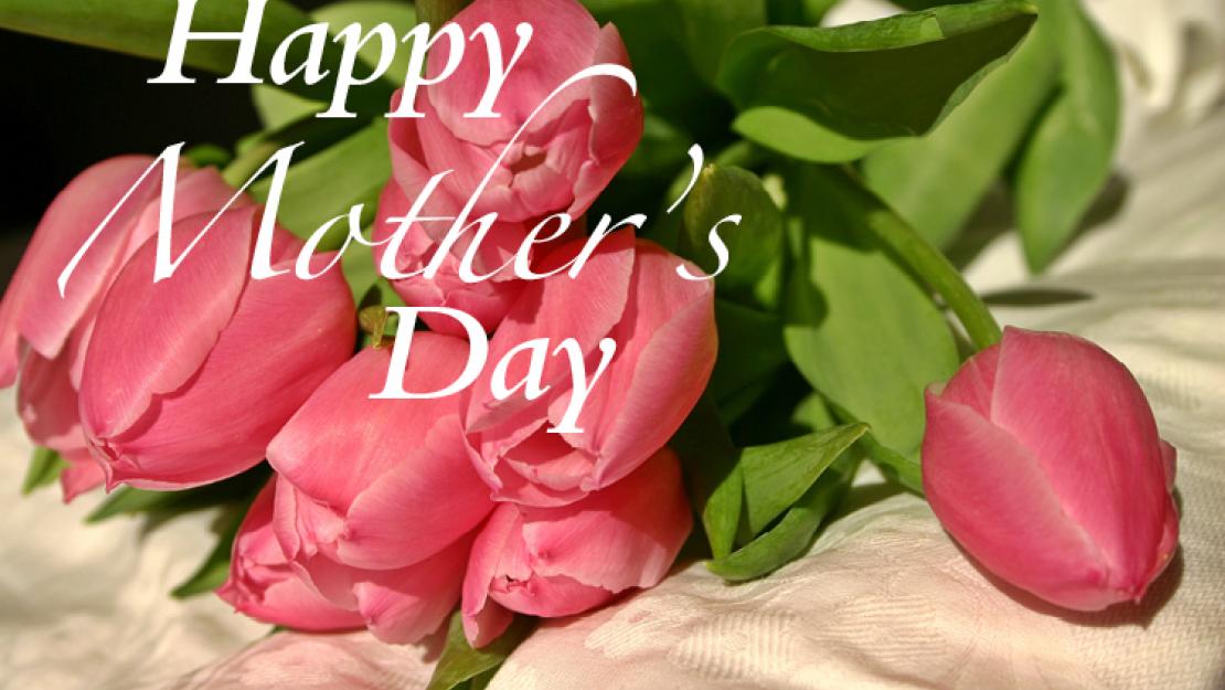 Mother S Day Celebration Today 1 Pm University Garden The American University In Cairo