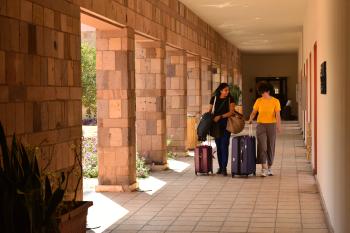 AUC students move into the University Residences