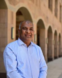AUC faculty member