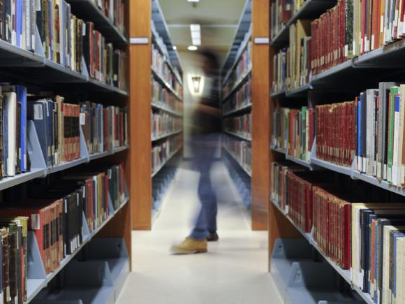 AUC library shelves