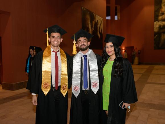 alumni in commencement