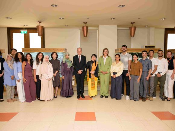 First Lady of Singapore Visits AUC and meets AUC leaders and students 