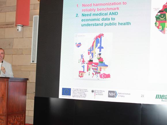 Professor Mohamed Salama addressing the APCC steering committee meeting 