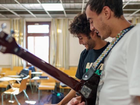 Students of AUC Music Program 