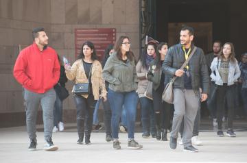 walking students
