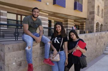 AUC students on campus