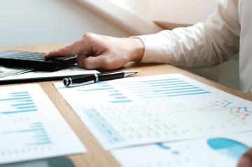 paper of graphs and charts