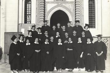 Black and white picture of AUC students