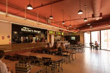 Food Court