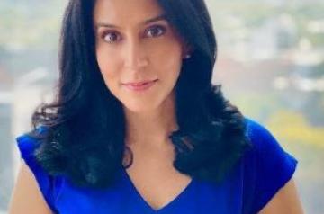 Woman wearing a blue top