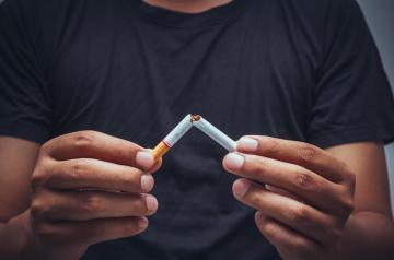 shutterstock_408091714-anti-smoking-breakthehabit.jpg