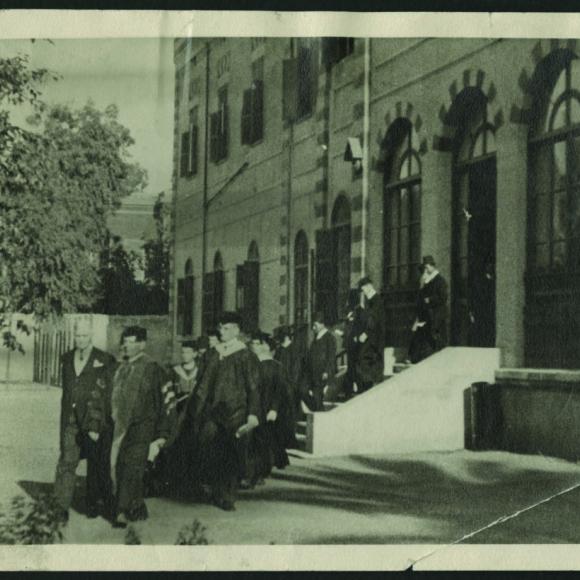 cent/first commencement - 1923