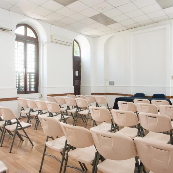 Chairs in a room and a table