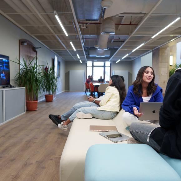 auc innovation hub work space